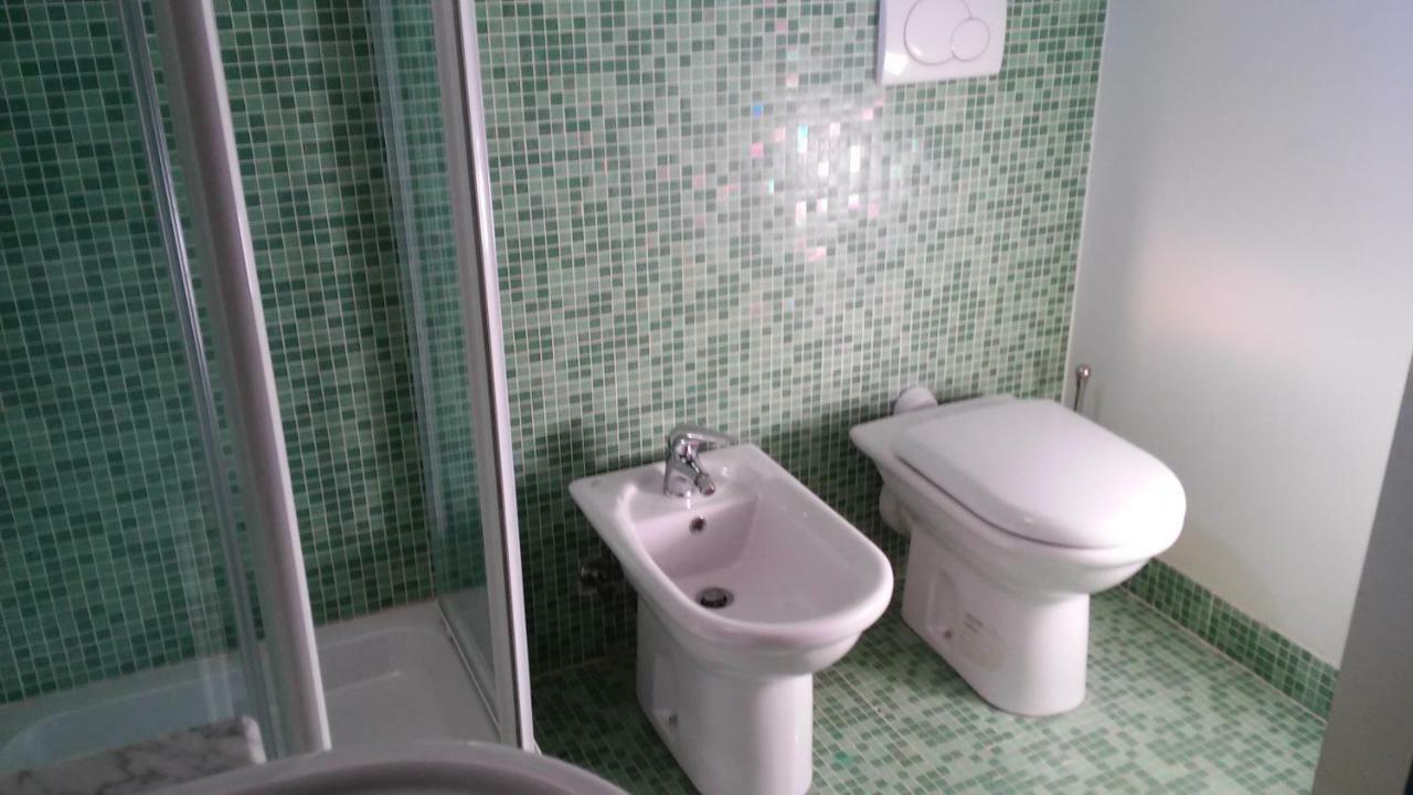 Via Roma Hotel Terni Bagian luar foto
